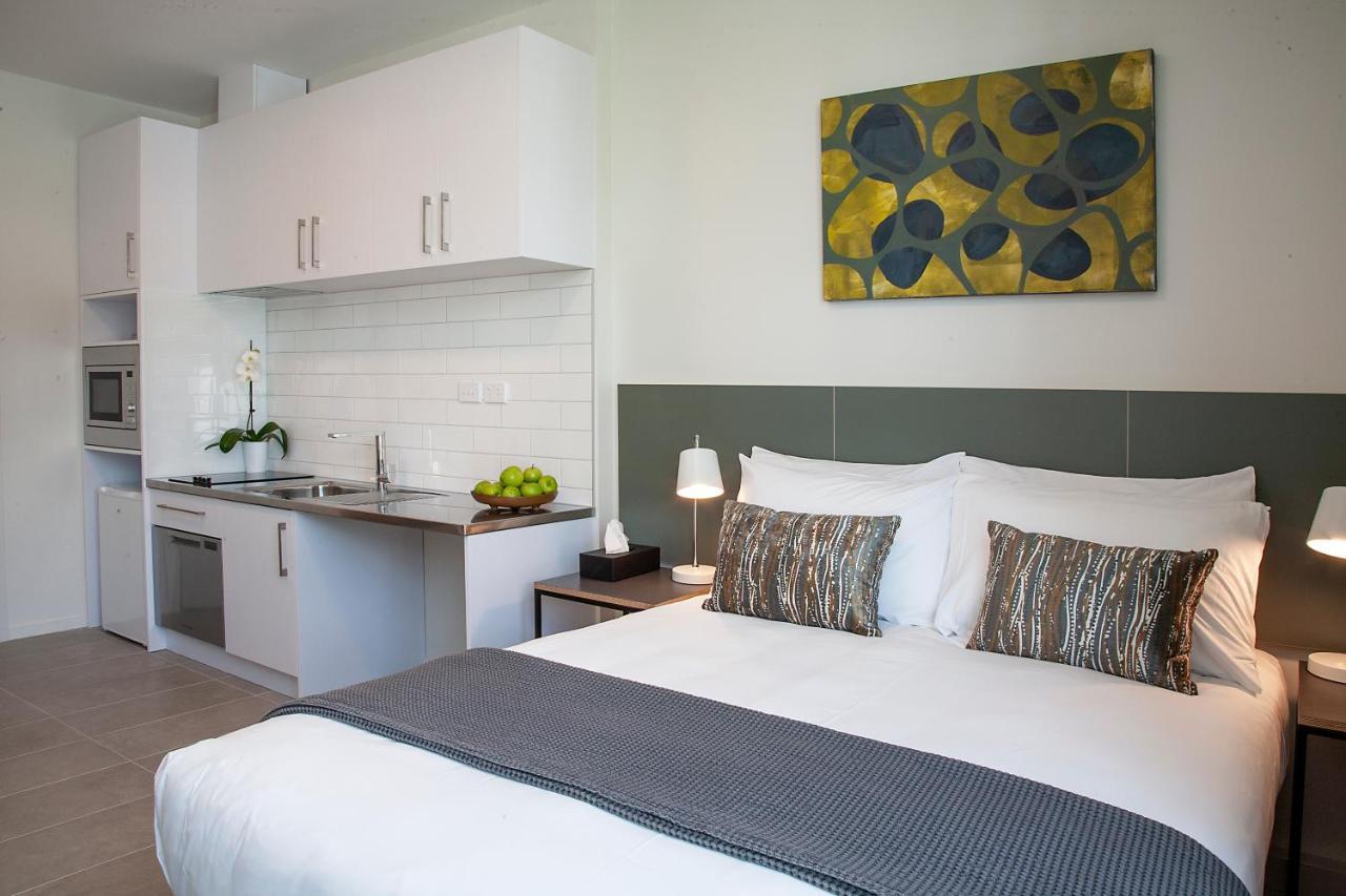 Sojourn Apartment Hotel - Riddiford Уелингтън Екстериор снимка