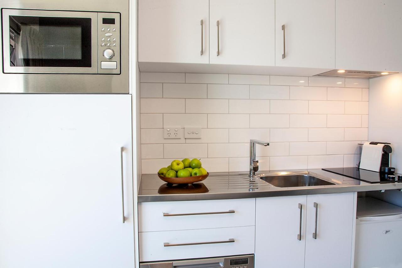 Sojourn Apartment Hotel - Riddiford Уелингтън Екстериор снимка