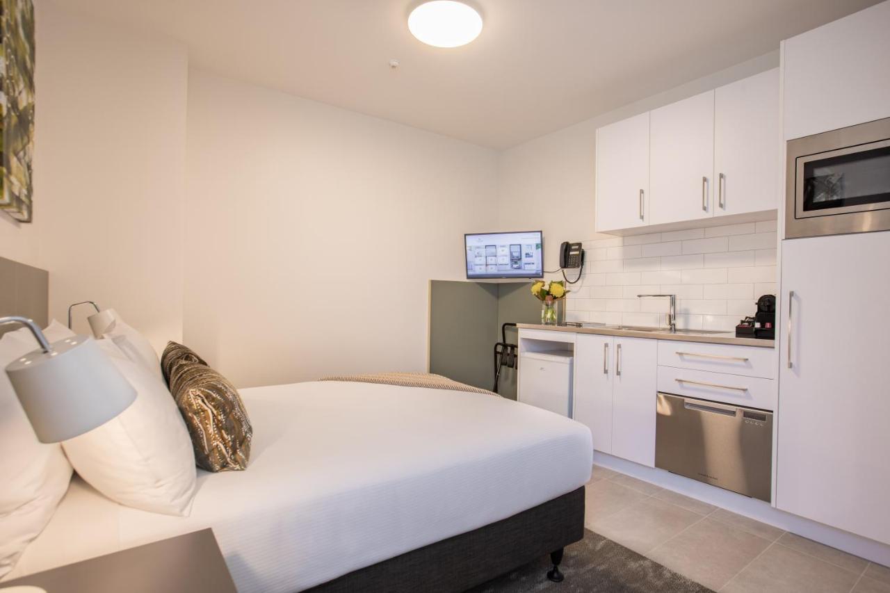 Sojourn Apartment Hotel - Riddiford Уелингтън Екстериор снимка